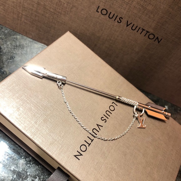 LOUIS VUITTON Menswear FW 2012 Kim Jones Era Hunter Arrow Brooch Pin - Picture 8 of 8